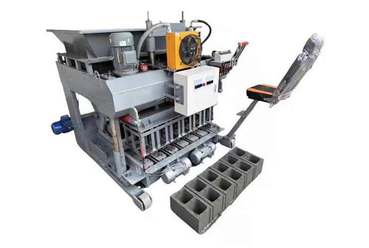 Petite Machine de Fabrication de Briques Mobiles - QMY6-20