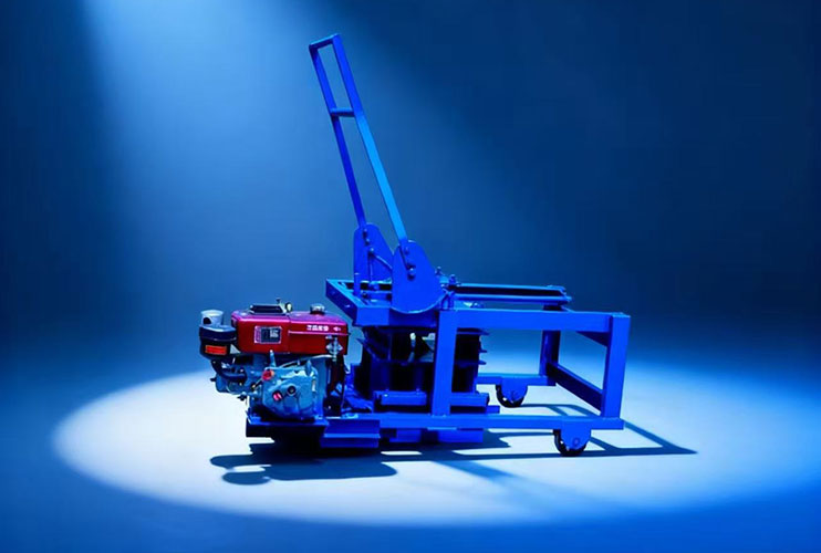 Petite Machine de Fabrication de Briques Mobiles - Gazole QMY4-40
